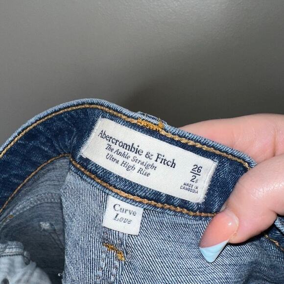 Abercrombie & Fitch Curve Love Ankle Straight Ultra High Rise Jeans Size 26 Blue - Picture 2 of 7